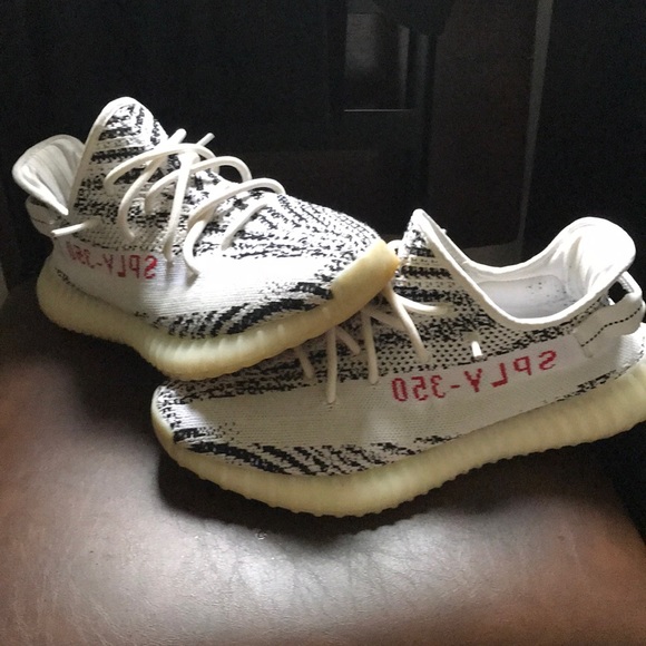 Used zebra yeezys size 10 - Picture 2 of 4